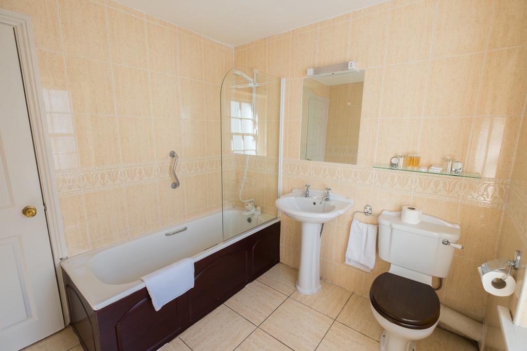 Dooly'S Hotel Birr Esterno foto