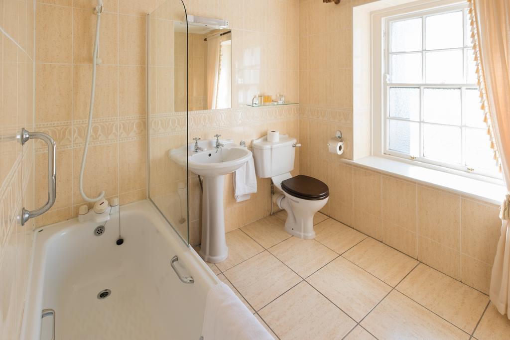 Dooly'S Hotel Birr Esterno foto