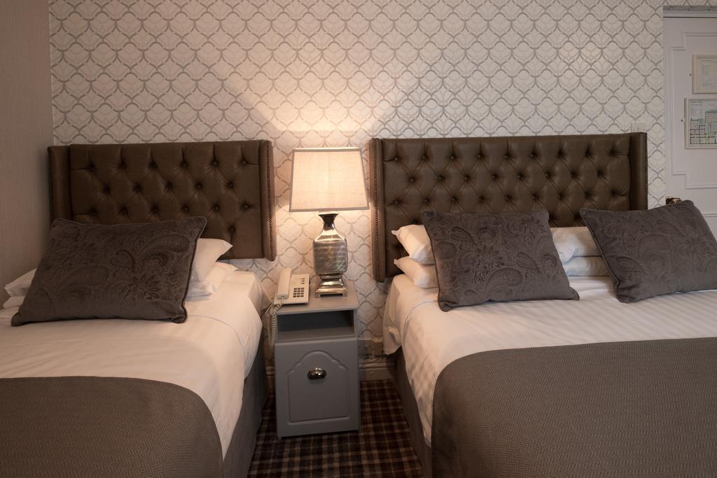 Dooly'S Hotel Birr Esterno foto